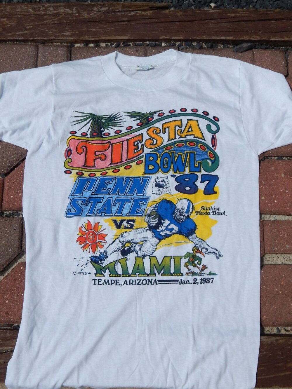 intage 1987 Penn State vs Miami Fiesta Bowl Game College Football T Shirt Medium